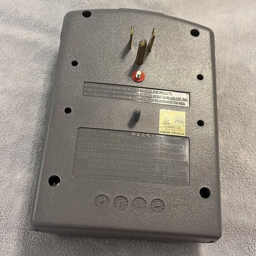 Belkin 6-Outlet Pivot-Plug Surge Protector Untested